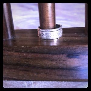 Sterling silver spinner ring